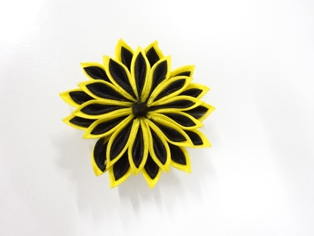 アンティーク　つまみ細工　帯留め